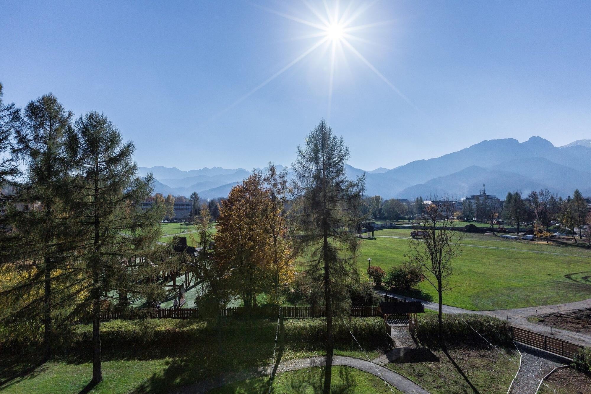 Hotel Helios 300M Od Krupowek Nowy Basen Od 12 Lipca Zakopane Luaran gambar