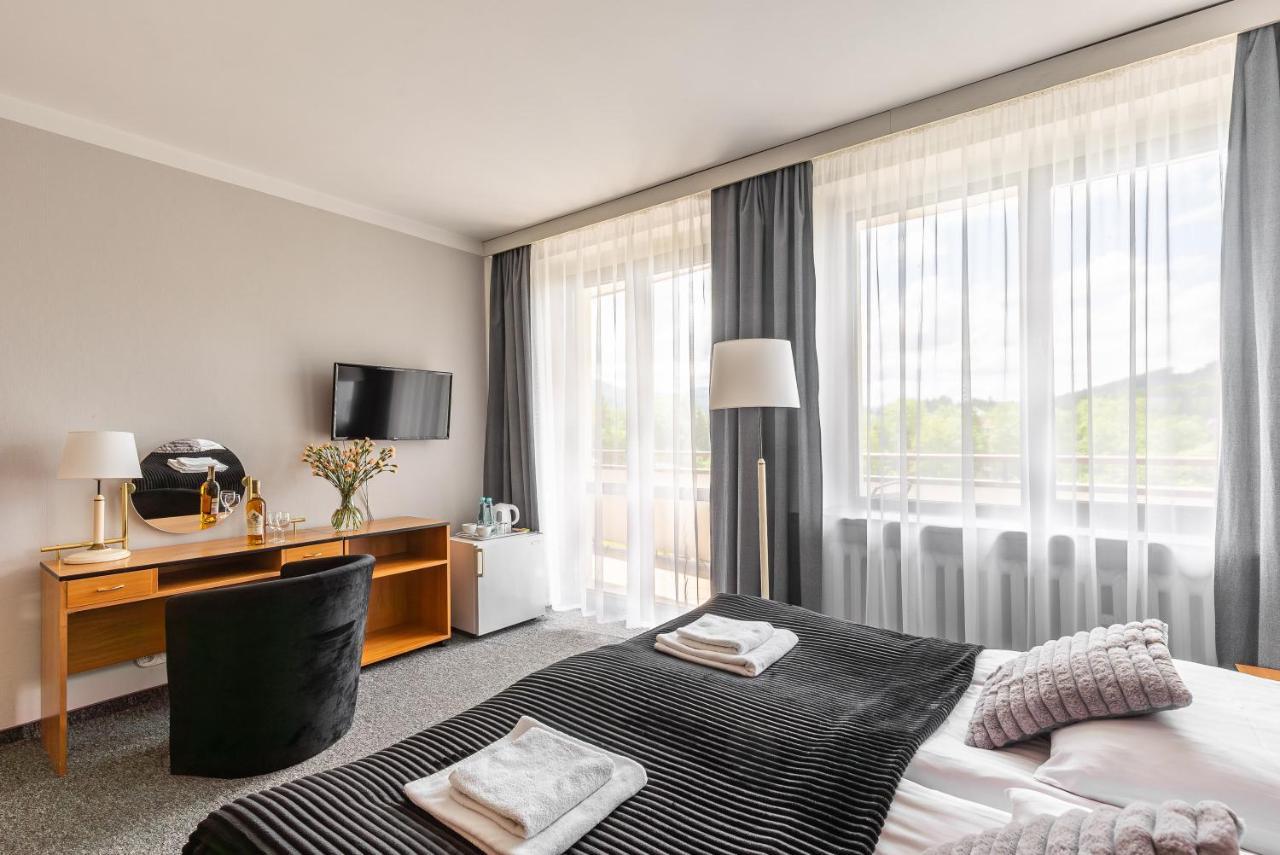 Hotel Helios 300M Od Krupowek Nowy Basen Od 12 Lipca Zakopane Luaran gambar