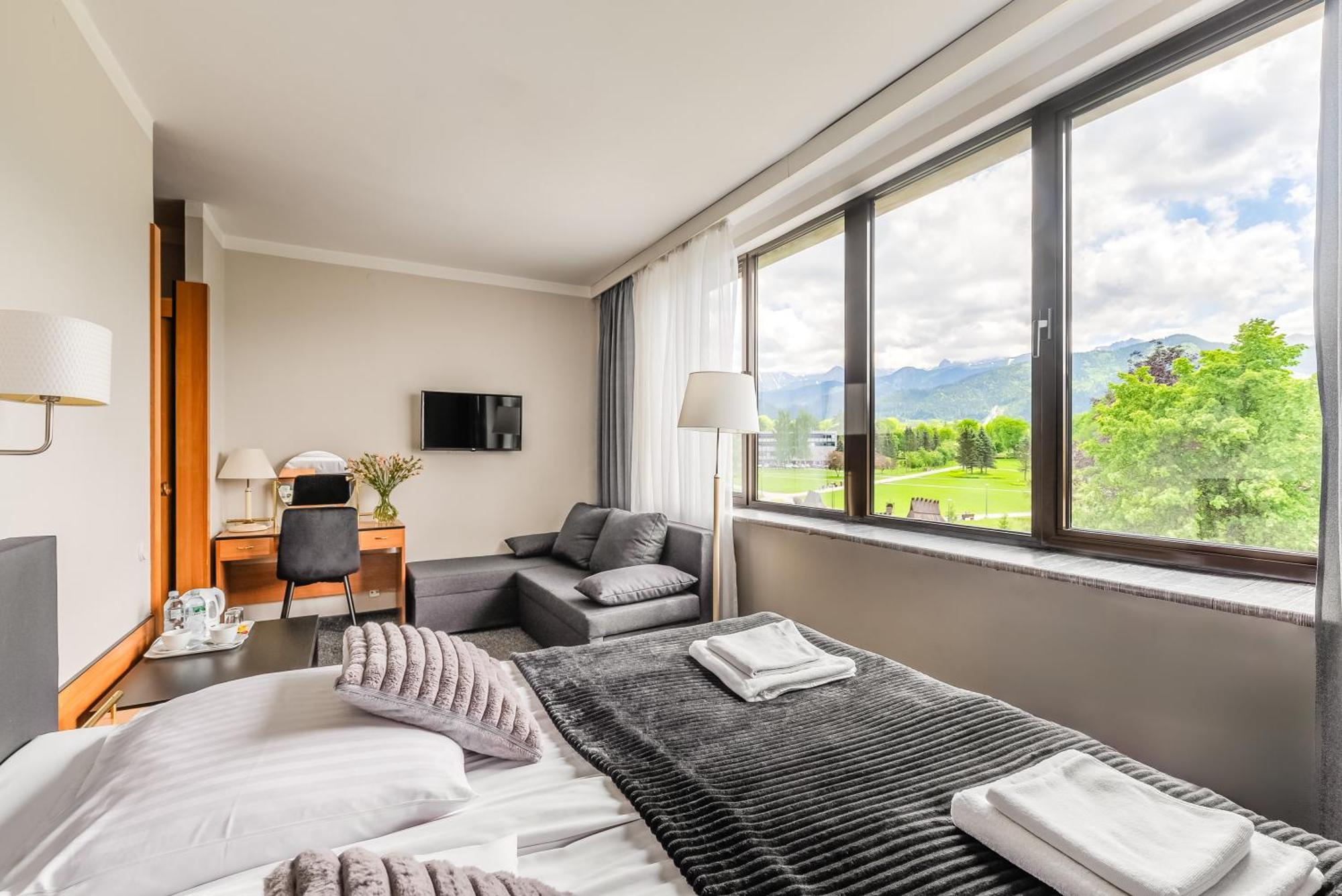 Hotel Helios 300M Od Krupowek Nowy Basen Od 12 Lipca Zakopane Luaran gambar