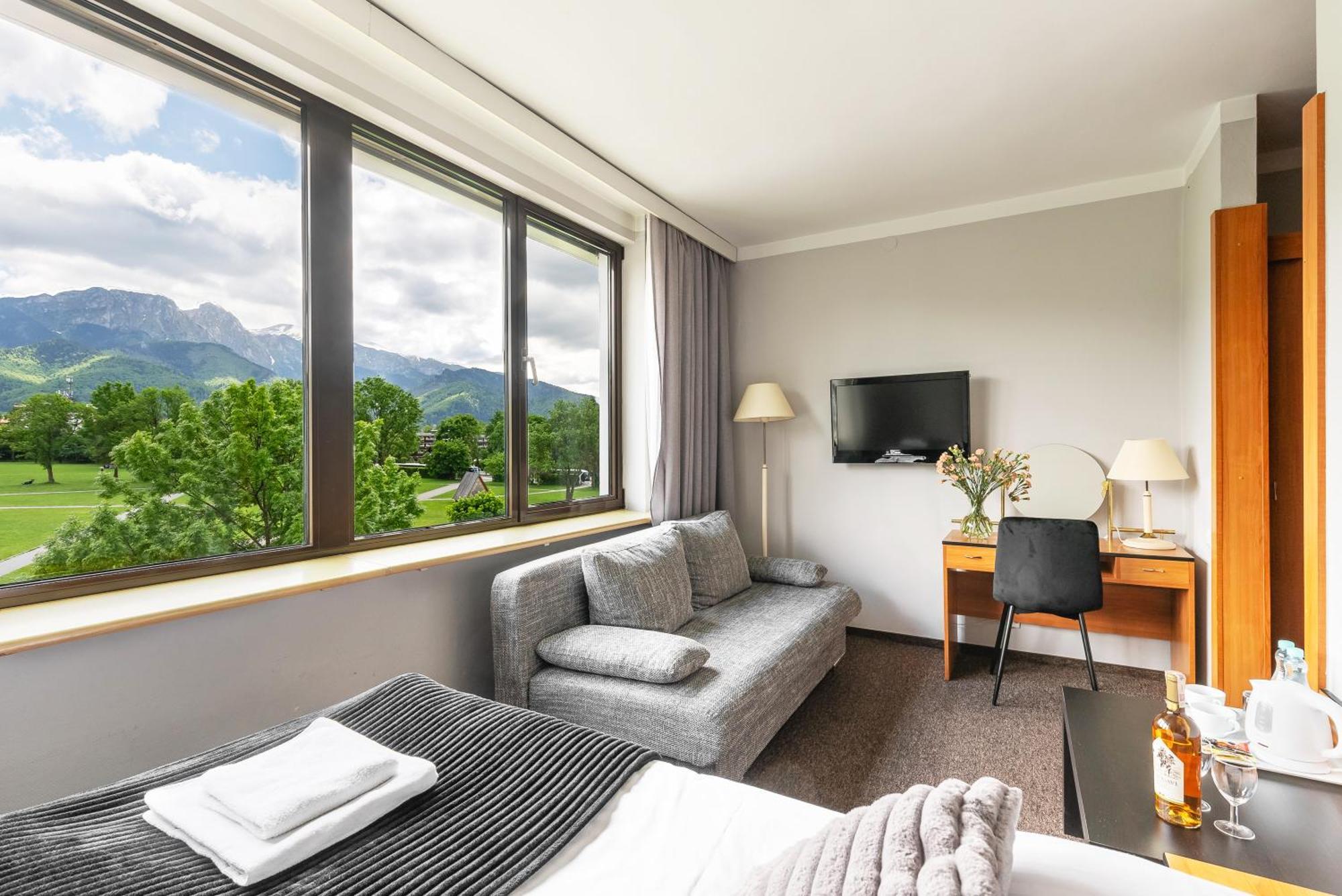 Hotel Helios 300M Od Krupowek Nowy Basen Od 12 Lipca Zakopane Luaran gambar