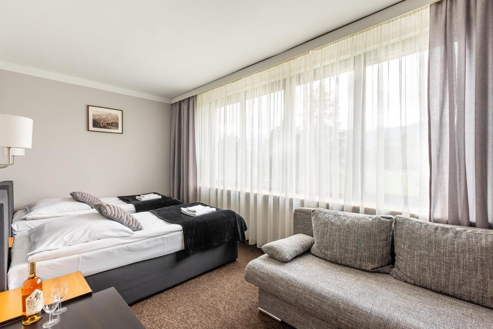 Hotel Helios 300M Od Krupowek Nowy Basen Od 12 Lipca Zakopane Luaran gambar