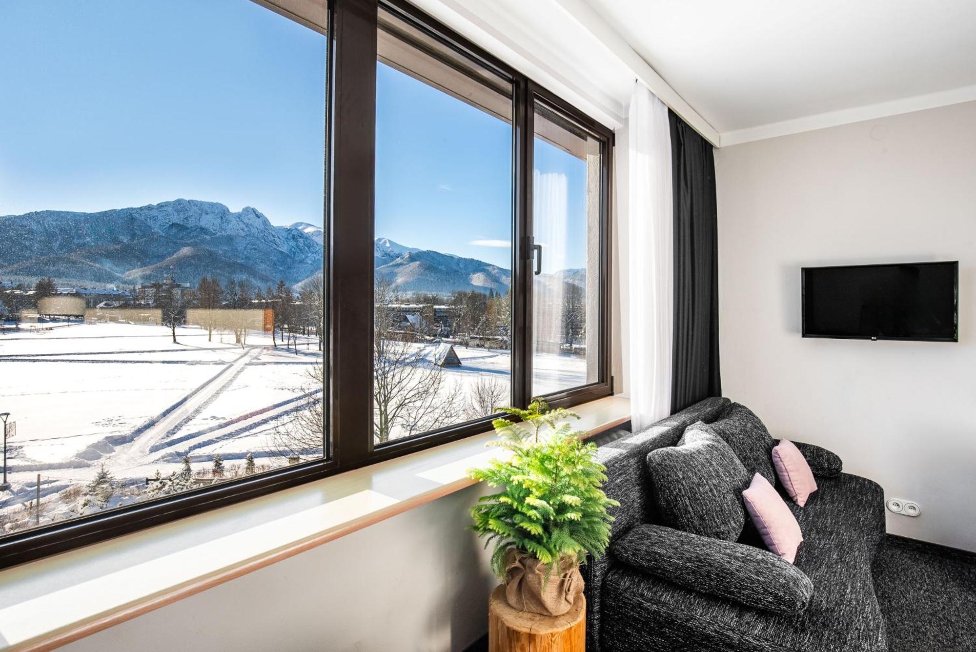 Hotel Helios 300M Od Krupowek Nowy Basen Od 12 Lipca Zakopane Luaran gambar
