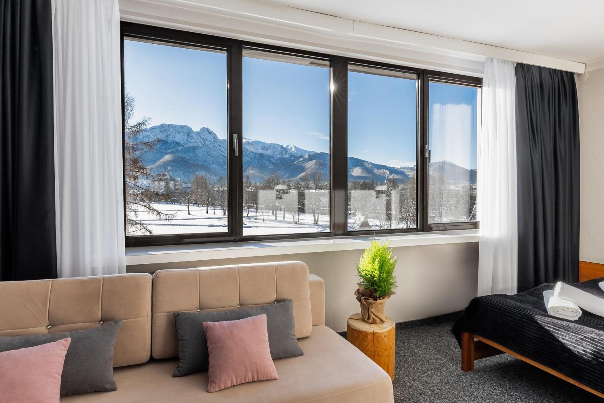 Hotel Helios 300M Od Krupowek Nowy Basen Od 12 Lipca Zakopane Luaran gambar